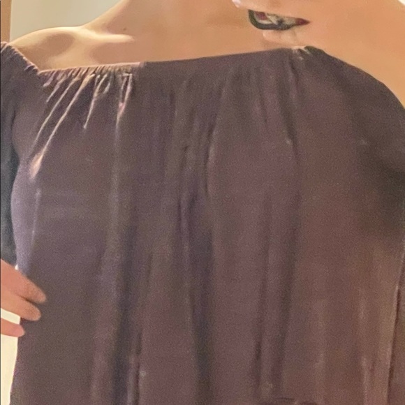 gorgeous dark purple flowy top - Picture 3 of 3